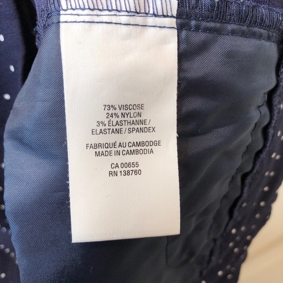 REITMAN’S The Iconic Polka Dot Pull On Navy and white Capris Pants size 12 - Picture 11 of 12